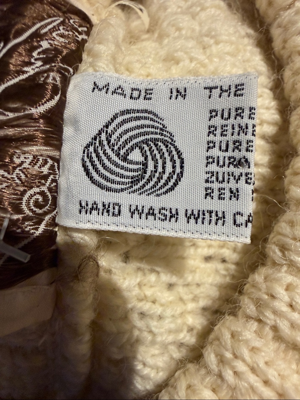 Vintage CHEVIOT CRAFTS Scottish Aran Cable Knit Wool Sweater Cream SIZE LARGE - Picture 12 of 13